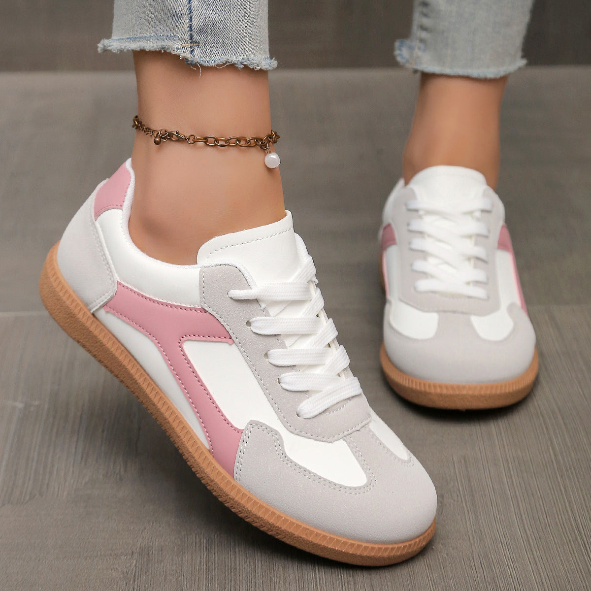 Women's Minimalist Lace-Up Outdoor Sneakers – Lightweight Non-Slip Casual Shoes