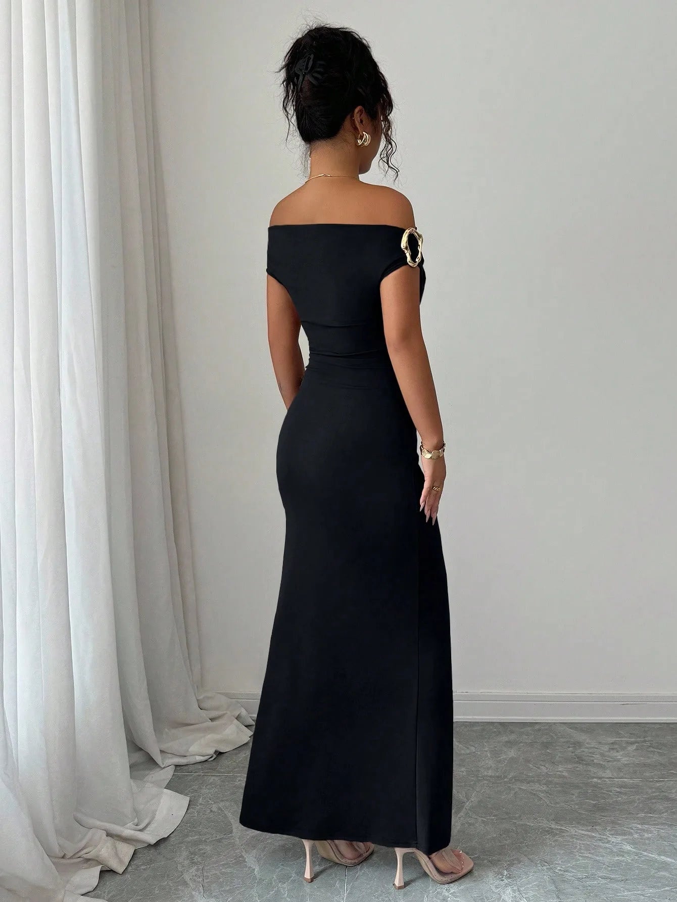Off-Shoulder Boat Neck Evening Gown – Elegant Ankle-Length Dress for Women
