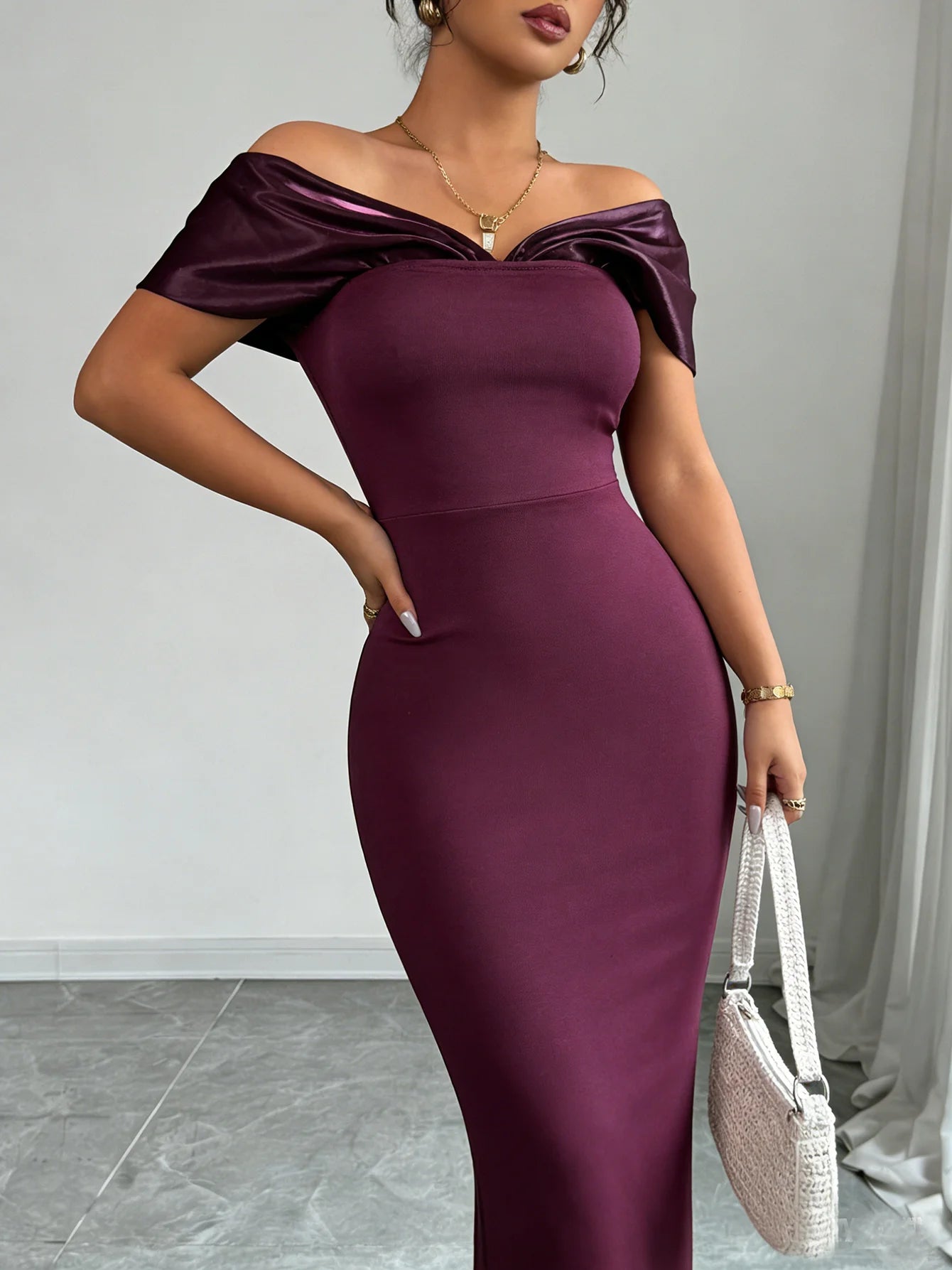 Off-Shoulder Cap Sleeve Plum Satin-Trim Bodycon Maxi Dress – Elegant Party Dress