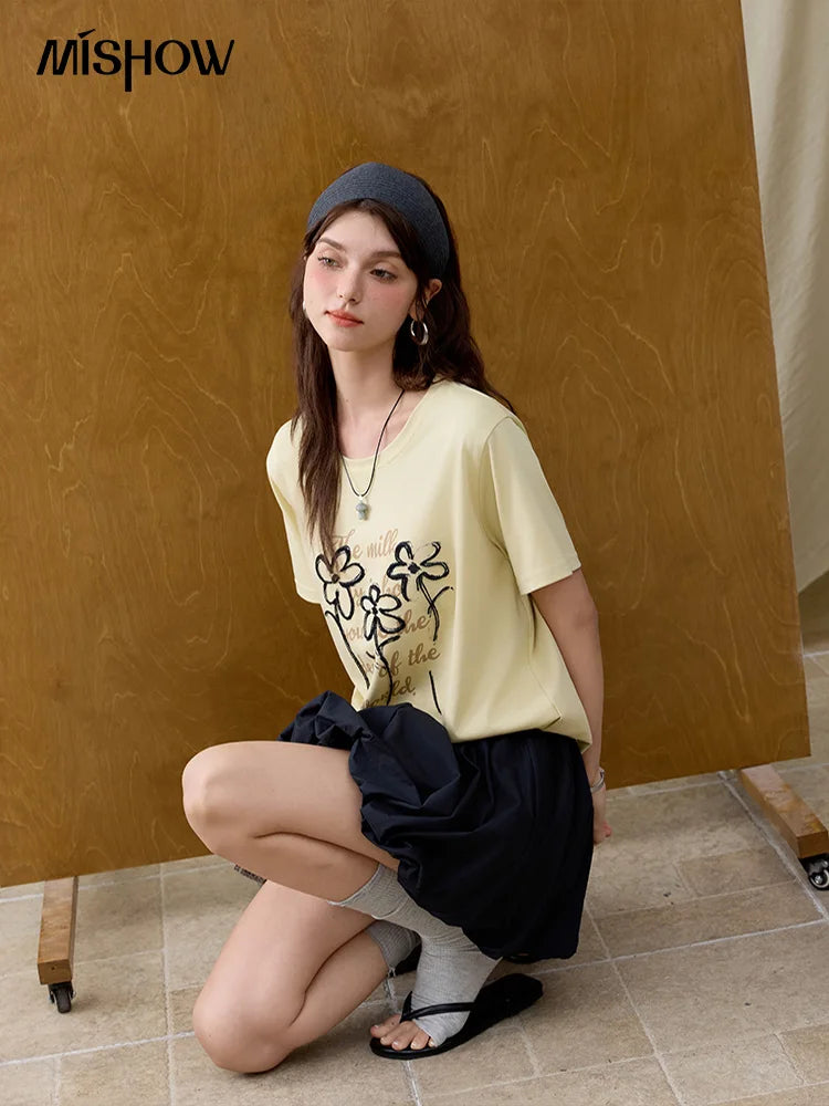Women's Embroidered Flower Short Sleeve Top | Casual Loose Slimming Round Neck Tee